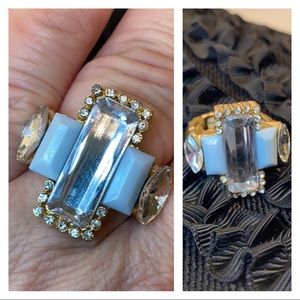 🆕 Mirrored Ring w/ pale blue & crystals!!! New!!!